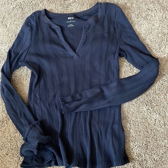 Anthropologie Maeve long sleeve tee - Picture 1 of 7
